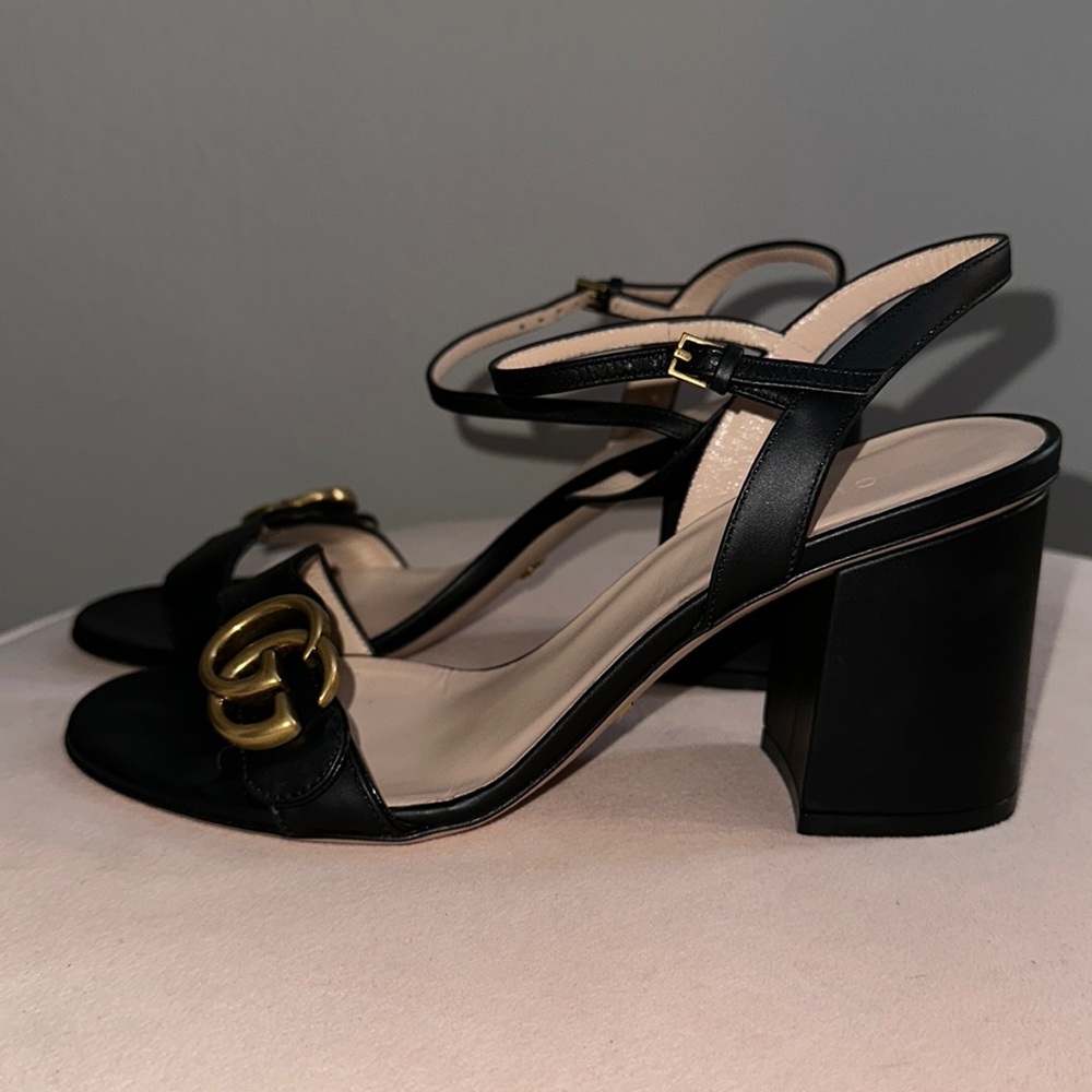 Gucci Quarter Strap Sandal (Leather) - size 38